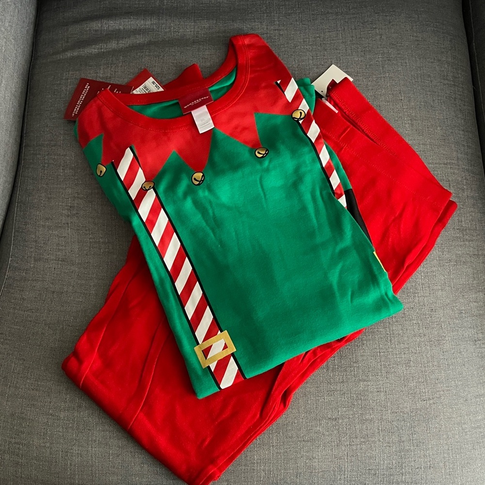 NWT Wondershop Women’s Elf PJs size XL